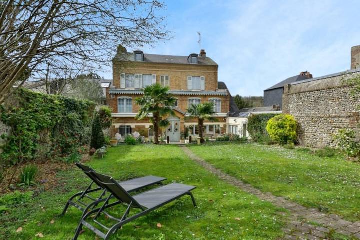 Ferienhaus für 11 Personen, mit Terrasse und Garten in Honfleur