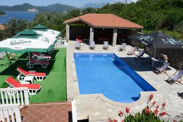 Villaggio Vacanze per 4 Persone in Montenegro, Foto 3