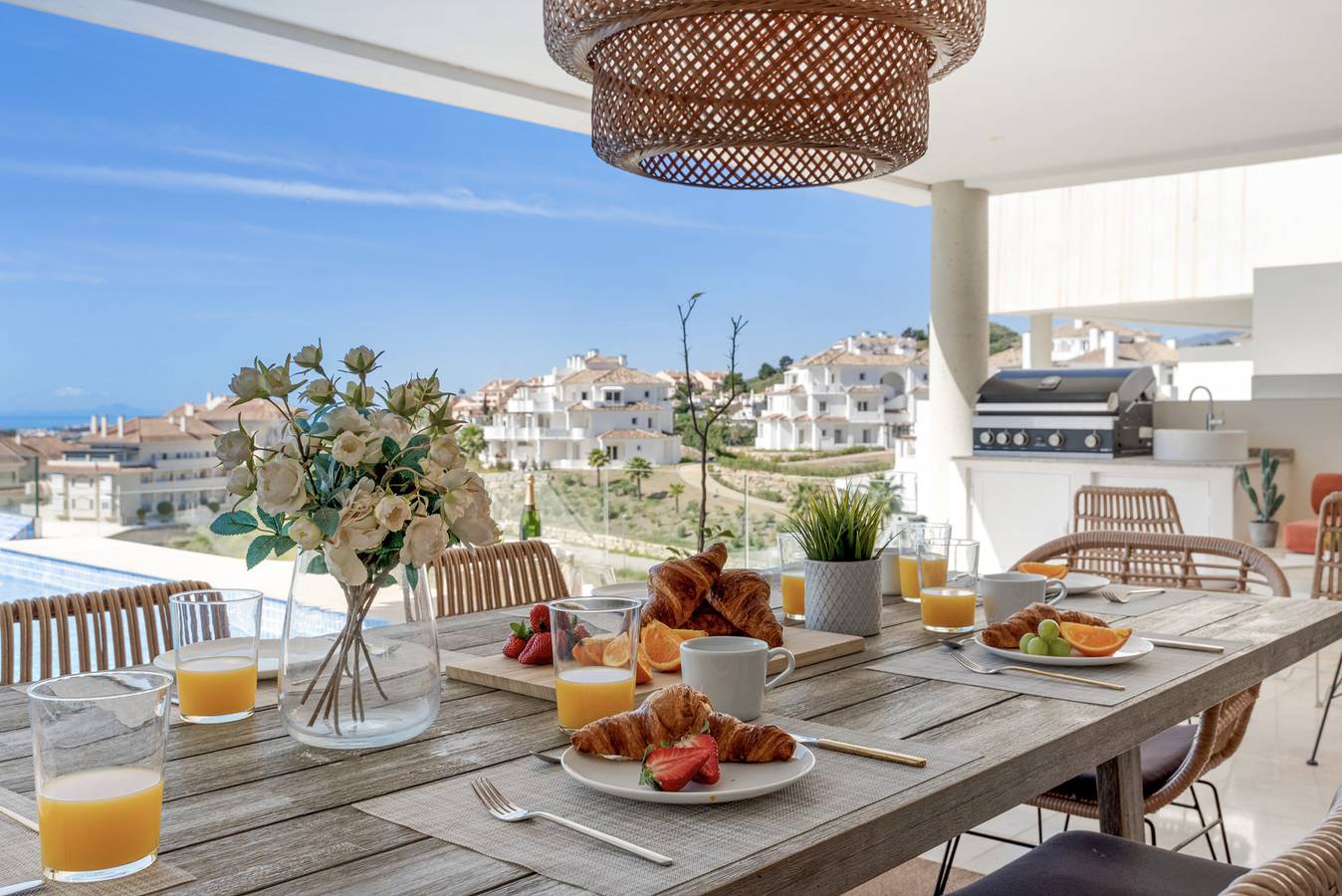 Entire apartment, Casa La Morelia in Nueva Andalucia Golf Valley, Marbella