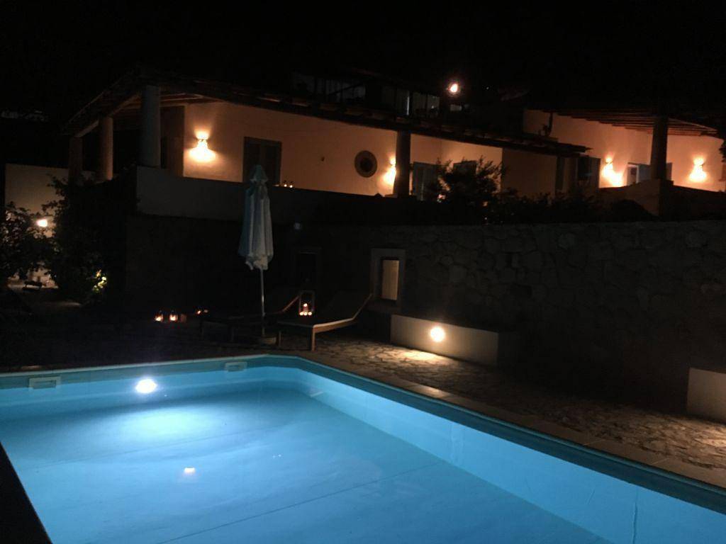 Ausgezeichnete Villa mit Schwimmbad, Panoramaterrassen in Lipari