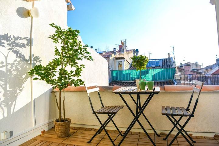 Ferieleilighet for 4 personer, med terrasse og hage - 1