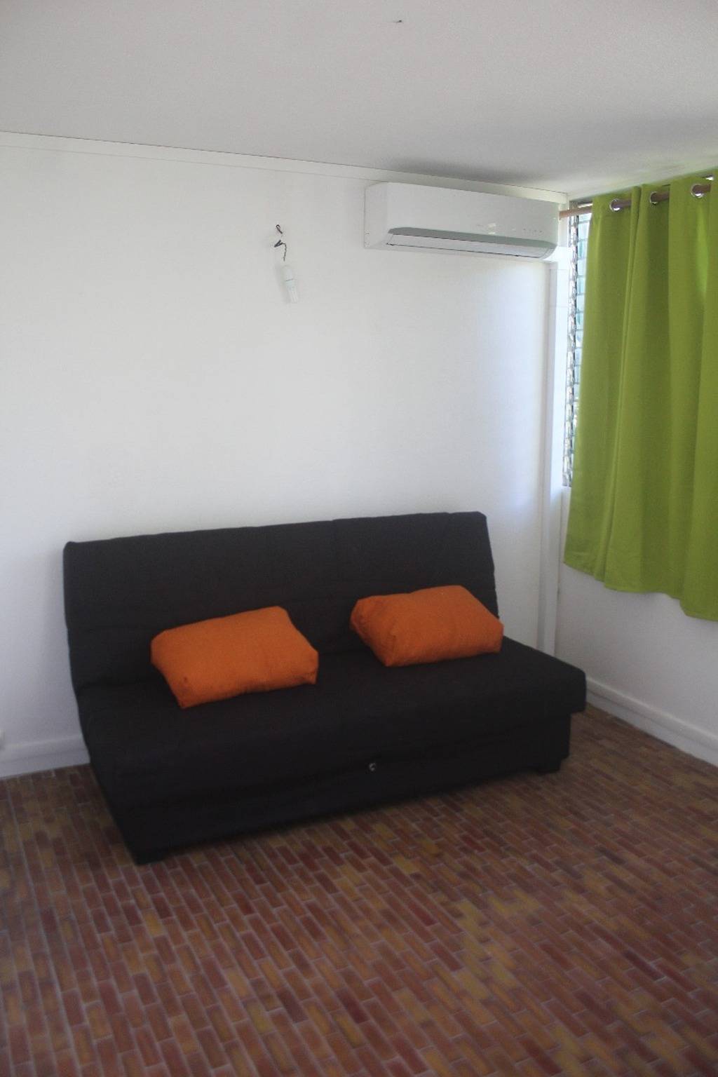 Apartamento entero, Apartamento moderno en Les Trois Ilets, 40 m², vista al jardín in Pointe du Bout, Les Trois-Îlets