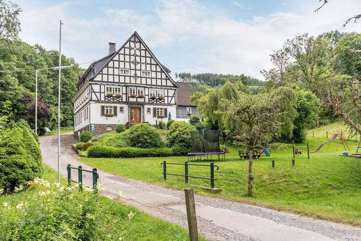 Tweepersoonskamer met douche/toilet in Kreis Olpe, Sauerland