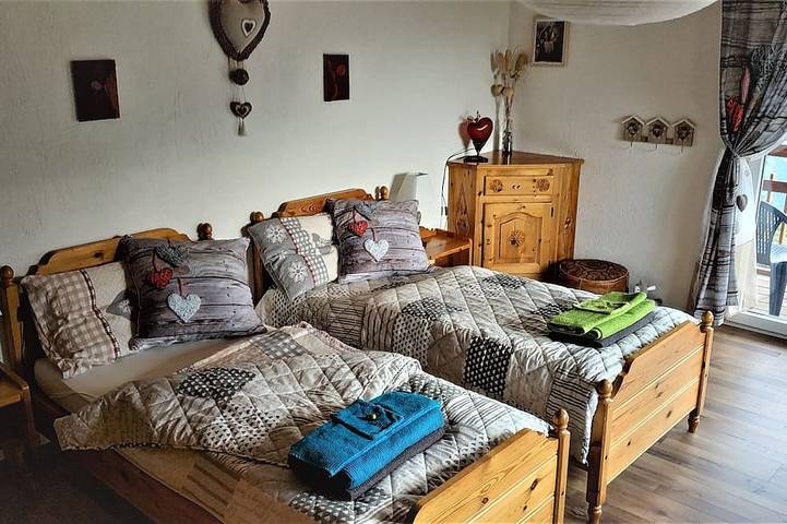 Ferienhaus für 11 Personen, mit Garten und Balkon in der Schweiz - 3