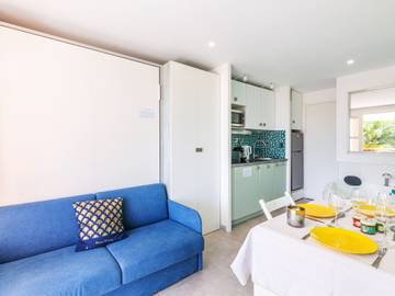 Location De Vacances pour 4 Personnes dans Cap Estérel, Saint-Raphaël, Photo 2