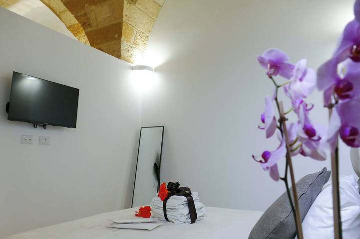 Ferienwohnung für 4 Personen, mit Whirlpool und Balkon in Brindisi - 2