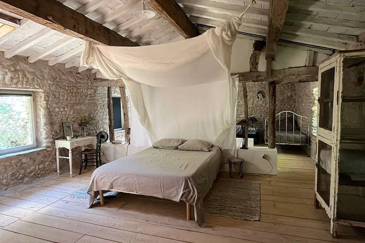 Location de vacances pour 5 personnes, avec Terrasse et Jardin à Pieusse
