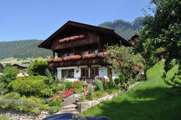 Pension pour 2 personnes, avec terrasse ainsi que jardin et vue à Alpbach