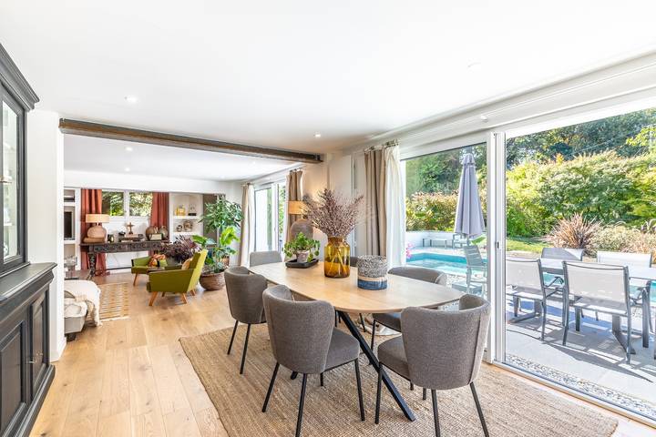 Villa Gabrielle - rez-de-jardin, piscine privée in Bassussarry, Region de Bayona