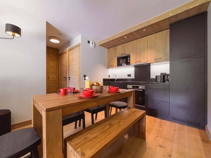 Chalet pour 8 personnes, avec piscine ainsi que sauna et balcon/terrasse, animaux acceptés à Combloux - 4