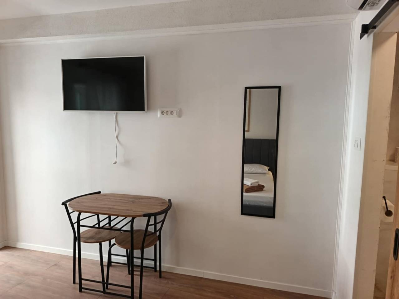 Room with terrace Komiža, Vis S-24523-b in Komiza, Split-Dalmatia