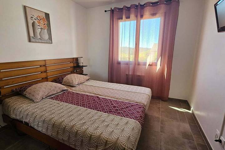 Location de vacances pour 6 personnes, avec Terrasse et Jardin à Puyvert - 3