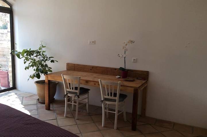 Location de vacances pour 2 personnes, avec jardin et terrasse à Jonquières - 3