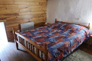 Cottage per 5 Persone in Campestre-et-Luc, Massiccio Centrale, Foto 1