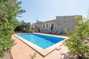 Villa in Inca, Mallorca Inselmitte für 4 