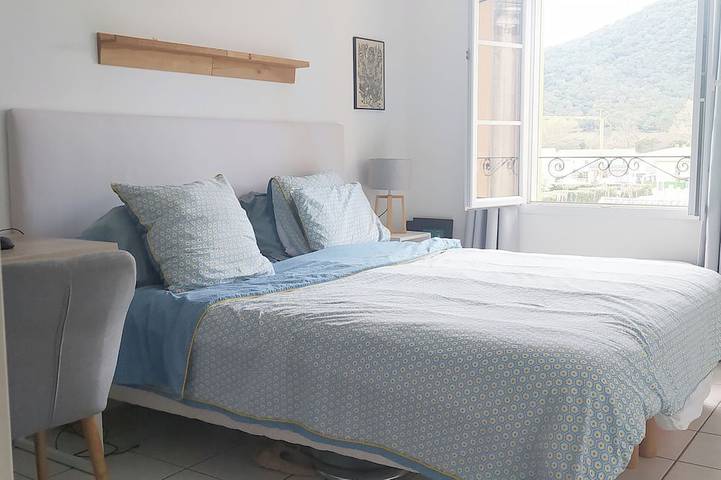 Location de vacances pour 6 personnes, avec piscine ainsi que terrasse et jardin à La Môle - 2