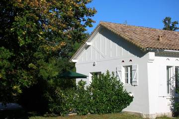 Location de vacances pour 4 personnes, avec terrasse à Breuillet