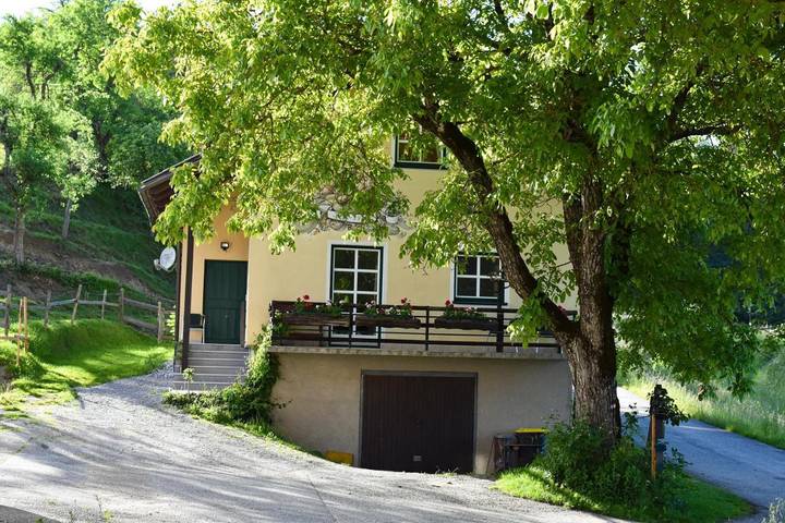 Ferienwohnung für 4 Personen, mit Garten und Ausblick