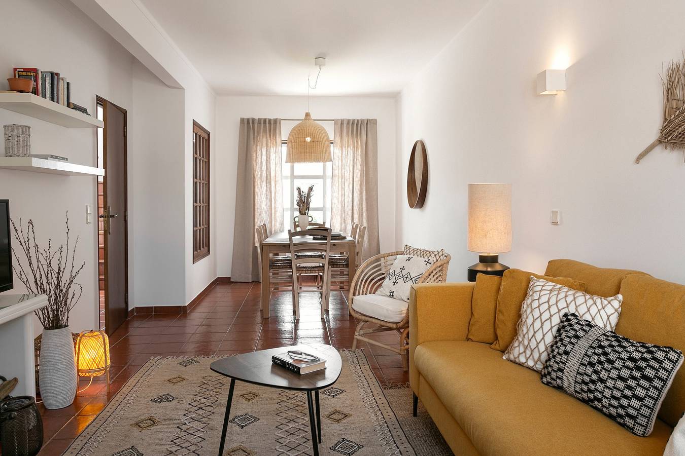 Villa 'Da Lua' con piscina compartida, Wi-Fi y aire acondicionado in Praia dos Pescadores (Ericeira), Ericeira