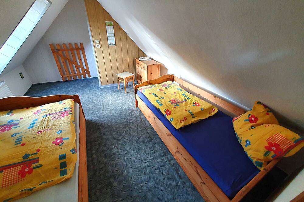 Ganze Wohnung, Ferienwohnung Familie Dippe - Ferienwohnung in Elbingerode, Harzvorland