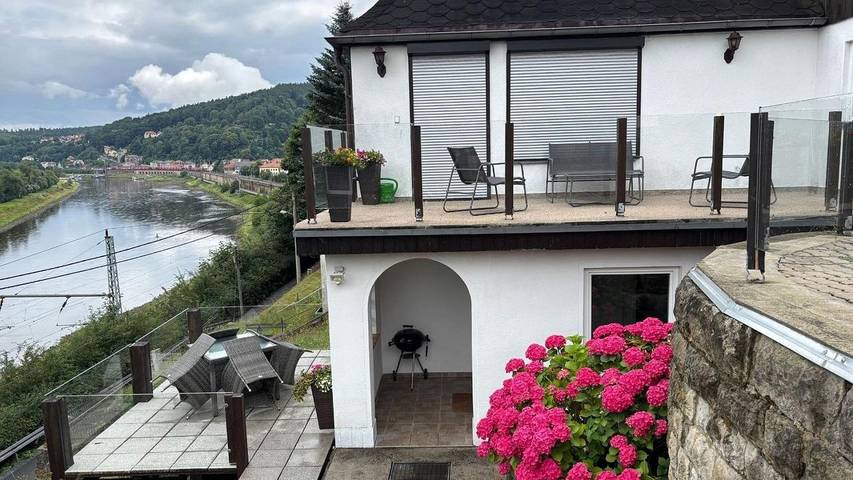 Ferienhaus für 5 Personen, mit Terrasse und Sauna sowie Ausblick in Festung Königstein