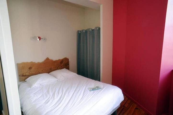 Location de vacances pour 22 personnes, avec Jardin et Vue à Bielle (Pyrénées-Atlantiques) - 4