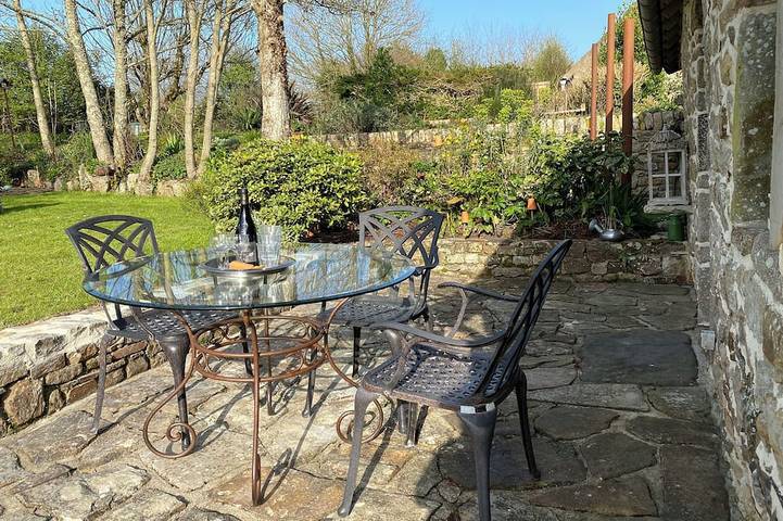 Location de vacances pour 3 personnes, avec jardin et terrasse à Les Moitiers-d'Allonne - 4