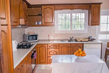 Villa for 8 People in Northern Cyprus, Cyprus, Photo 2