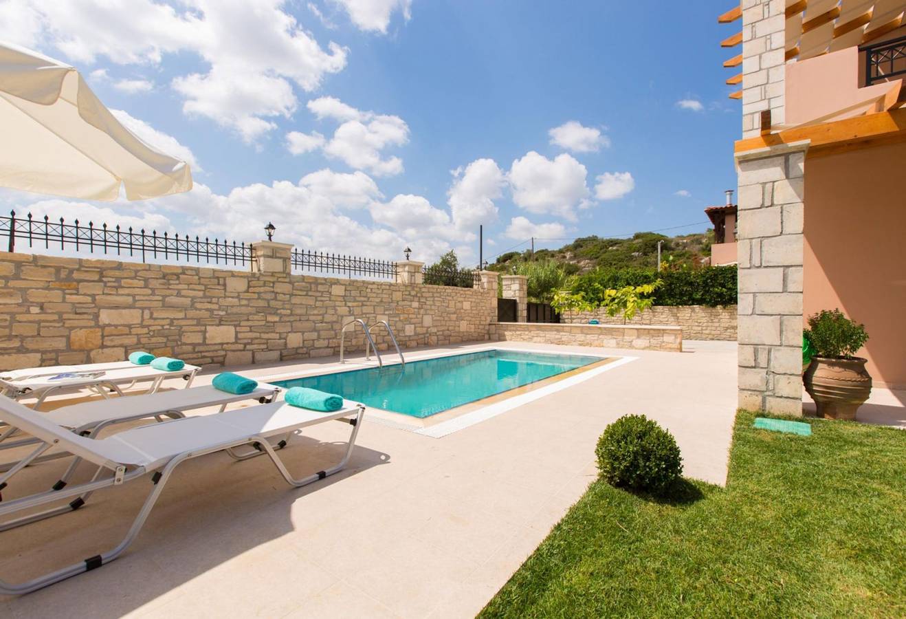 Villa Maria with private pool in Roumeli, Rethymno region