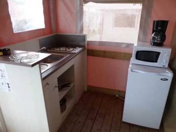 Tente pour 4 Personnes dans Verteillac, Périgord Vert, Photo 4