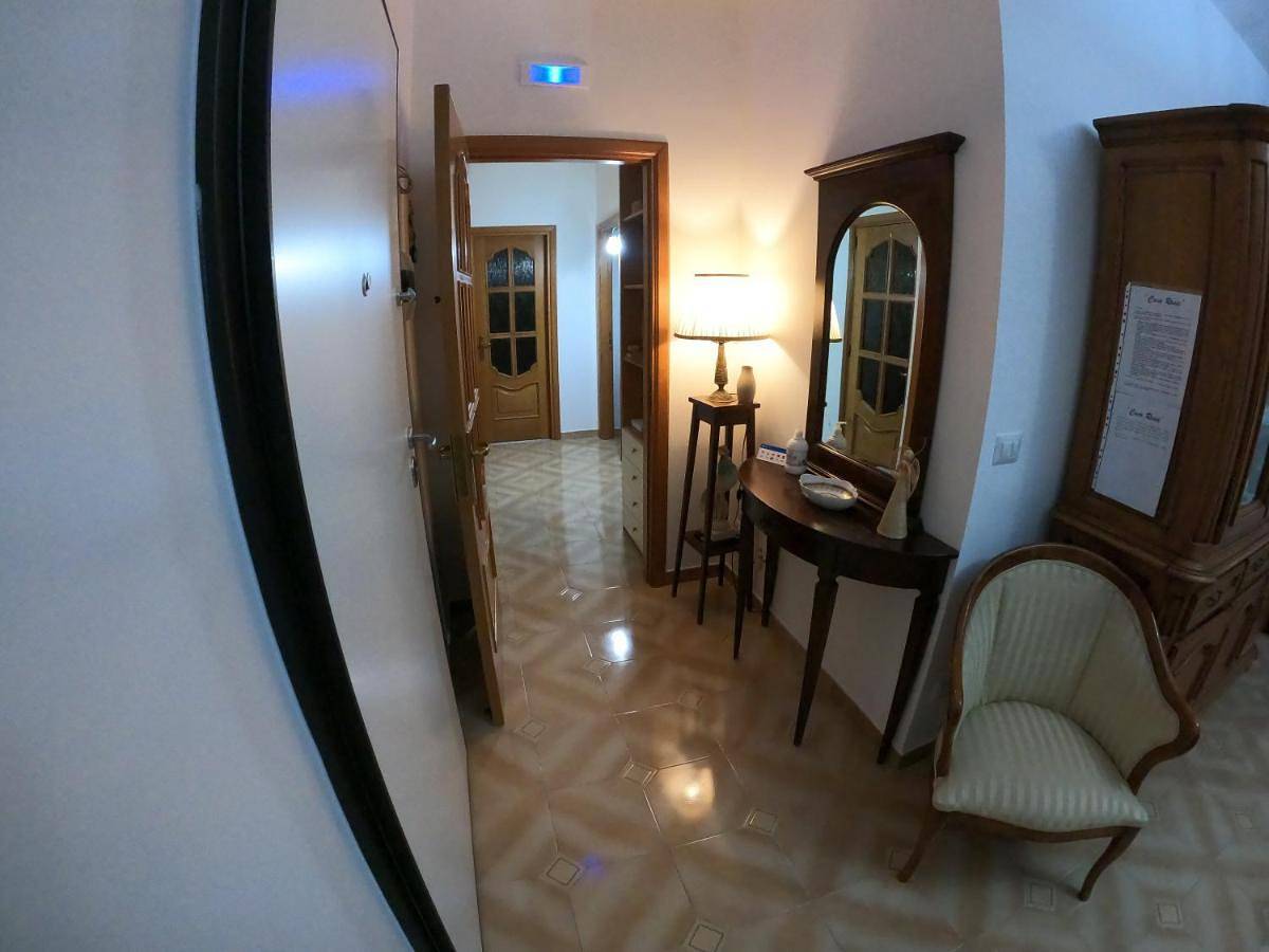 Appartamento intero, Twin Room with Shared Bathroom in Pomigliano d'Arco, Napoli e dintorni