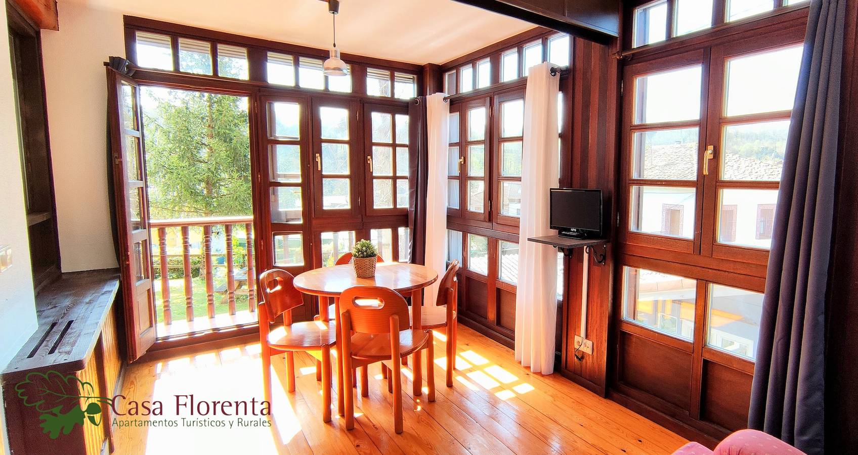 Ganze Wohnung, Ferienwohnung 'Florenta G3' mit Bergblick, Gemeinschaftsgarten und Wi-Fi in Cangas de Onís, Costa Verde (Spanien)