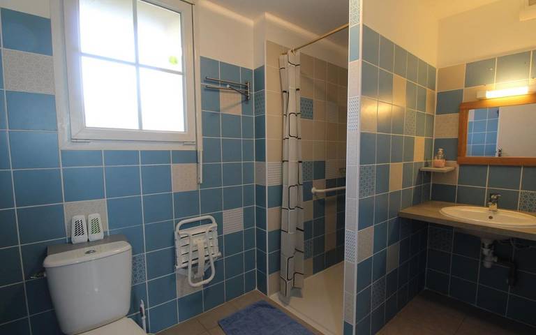 Location de vacances pour 6 personnes, avec jardin et vue à Saint-Xandre - 3