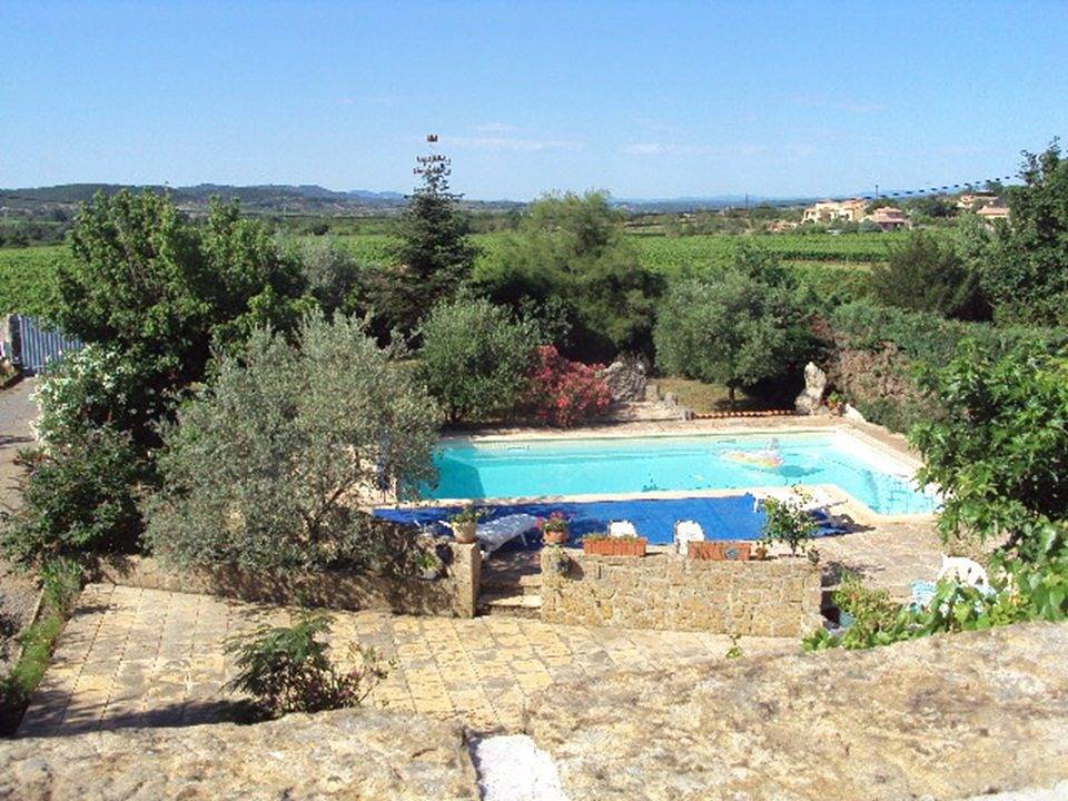 Au cœur des vignes, Ardèche Sud, près Vallon-Pont-d'Arc in Saint-Germain, Ardèche