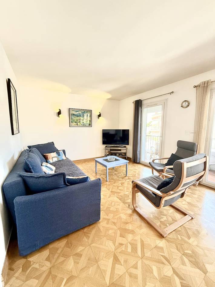 Gîte pour 4 personnes, avec balcon à Carqueiranne - 2