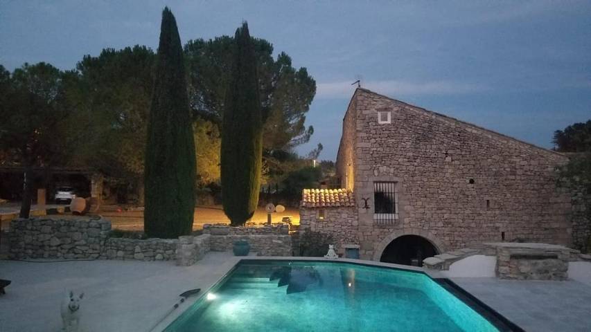 Chambre d’hôte pour 4 personnes, avec piscine ainsi que vue et jardin à Reillanne