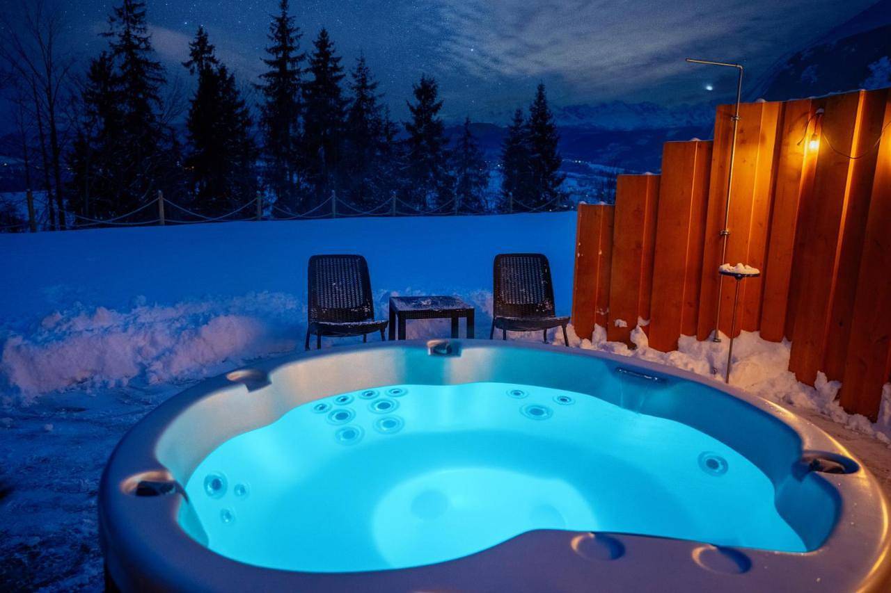 Diamond Glamp & Jacuzzi - Zakopane - Widok na Góry in Poronin, Karpaty (Polska)