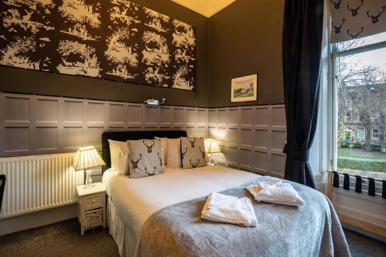 Family Room with two Double Beds in Edimburgo, Lothian