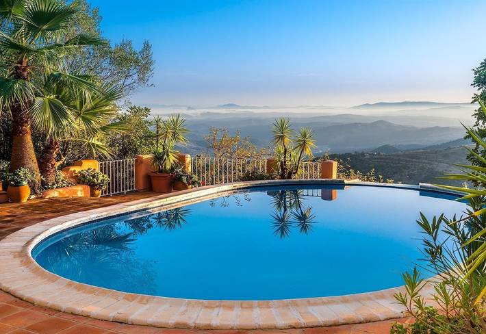 Casa de vacaciones para 10 personas, con Balcón y Jardín en Gaucín