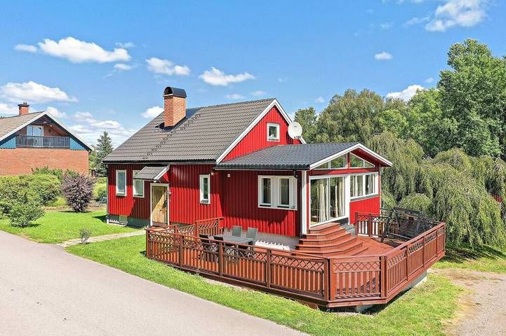 Ferienhaus für 4 Personen, mit Garten und Terrasse am Vänern