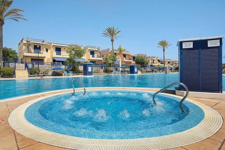 Villa pour 4 personnes, avec bassin pour enfant ainsi que jacuzzi et balcon à Maspalomas - 4