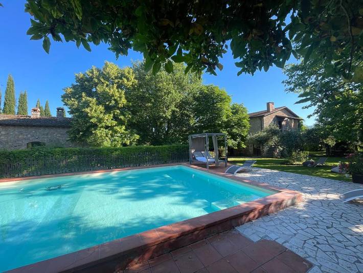 Casa vacanza per 9 persone, con Terrazza e Giardino nonché Piscina e Panorama a Orte
