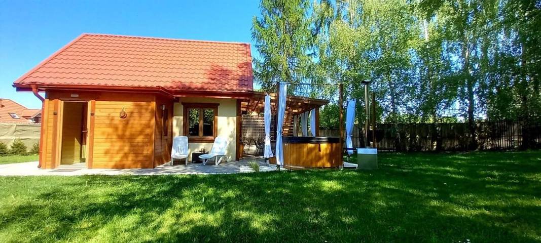 Dom dla 6 osób, z jacuzzi i ogród w Grunwald