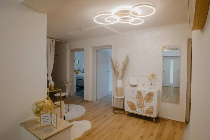 Ferienwohnung für 5 Personen, mit Ausblick und Balkon