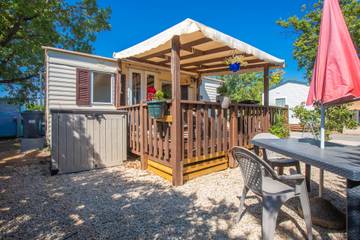Bungalow pour 3 Personnes dans Sainte-Croix-du-Verdon, Gorges du Verdon, Photo 1