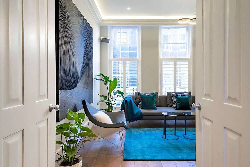 Chic Townhouse in Trafalgar Sq & Covent Garden in London, South East England