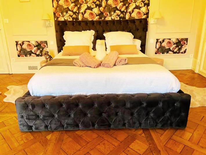 Gîte pour 2 personnes, avec terrasse et piscine ainsi que jacuzzi et jardin à Varennes-Vauzelles - 2