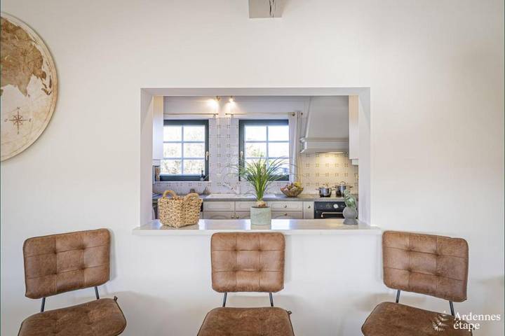 Location de vacances pour 9 personnes, avec jardin ainsi que piscine et terrasse à Wellin - 3