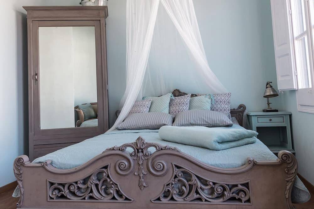 Little Dreamhouse for 2 at the coast, 300 ms from the Beach, Vilassar/Barcelona in Vilassar de Mar, Costa del Maresme