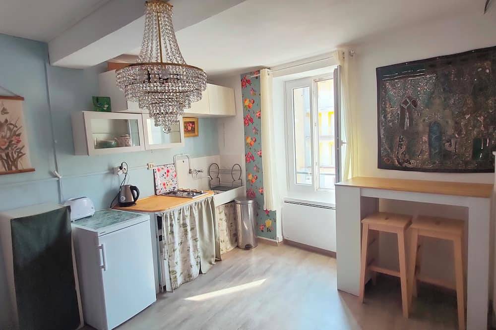 Appartement entier, Appartement T2 cosy avec sa vue sur rivière 2 personnes in Rennes-les-Bains, Parc naturel régional Corbières-Fenouillèdes